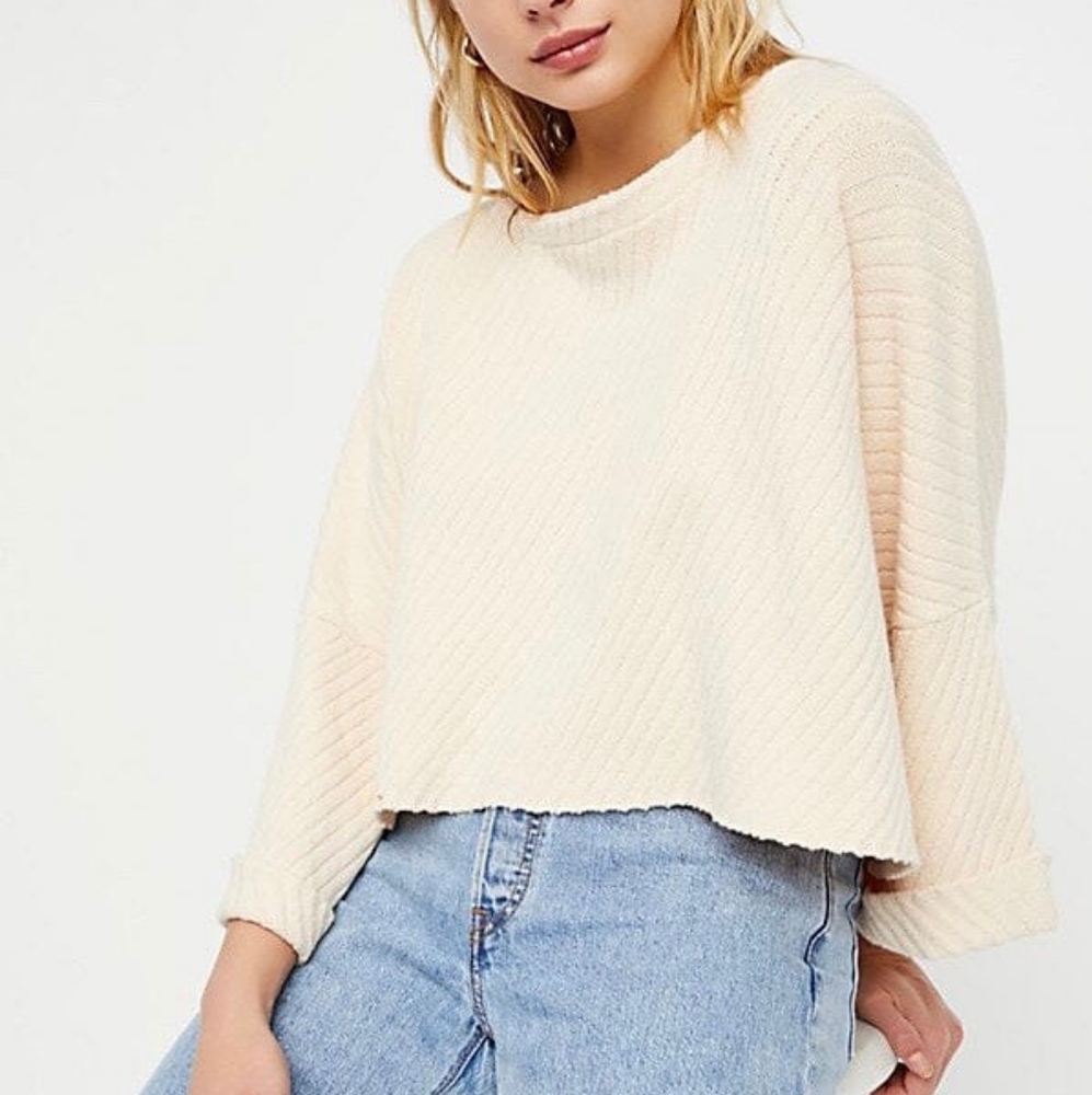 Free People I Can't Wait Cropped Oversized Sweater in Cream